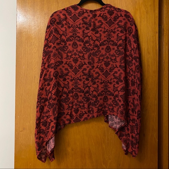 FREE ADD ON/PRICE NEGOTIABLE - Forever 21 cardigan - Picture 2 of 5